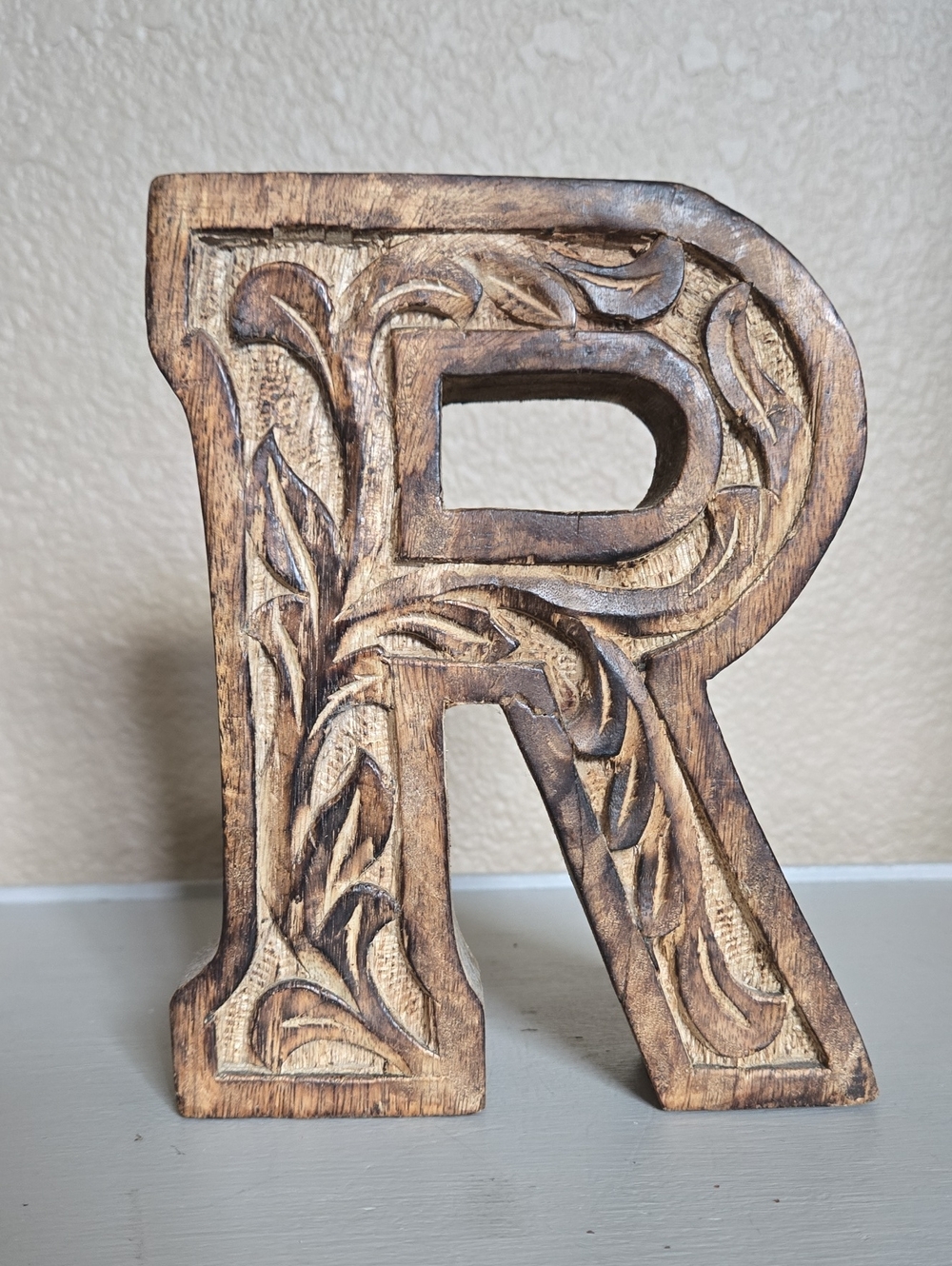 Decorative Carved Wooden Letter R - Rustic Brown Home Art